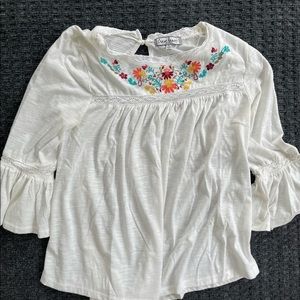 White dressy top💐